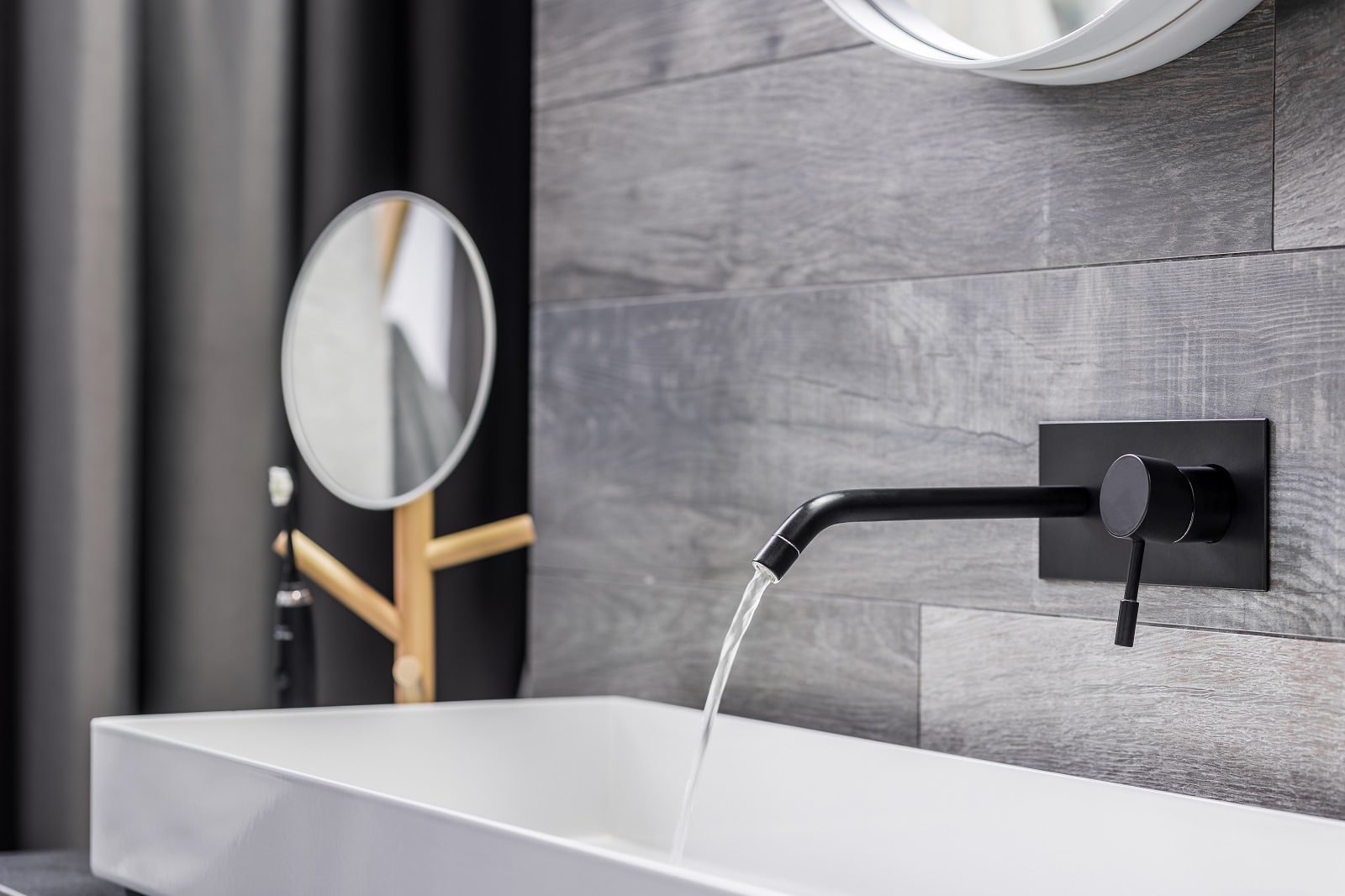 running water from tap, bath tub, bathroom renovations