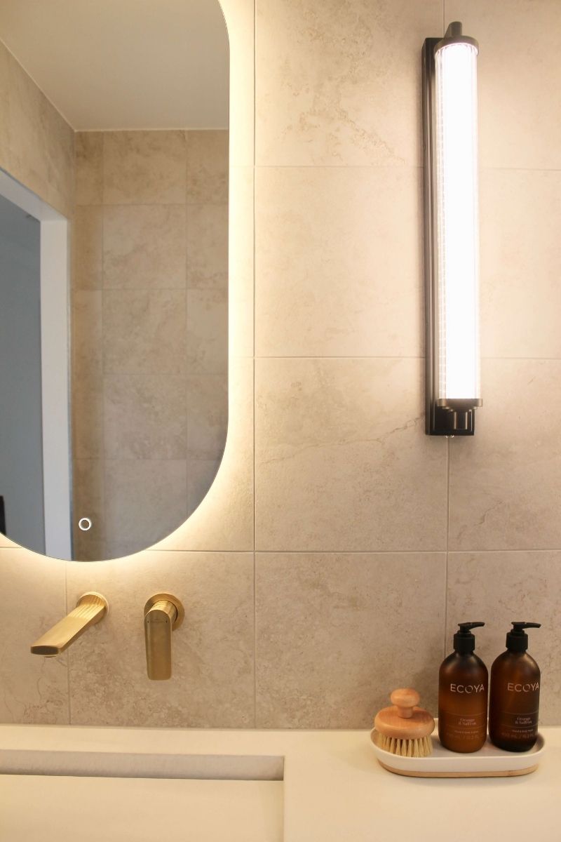 Lumens for sales bathroom vanity